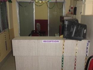 Raj Guest House Calcutta Buitenkant foto